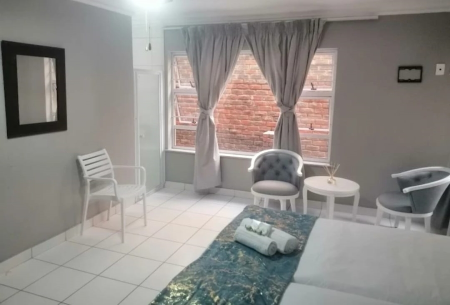 7 Bedroom Property for Sale in Quigney Eastern Cape